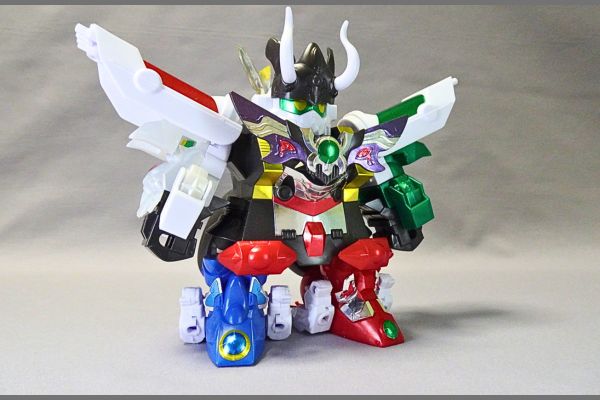 BB戦士:超機甲神ガンジェネシスの組み換え闇機甲神ガンジェノサイダー