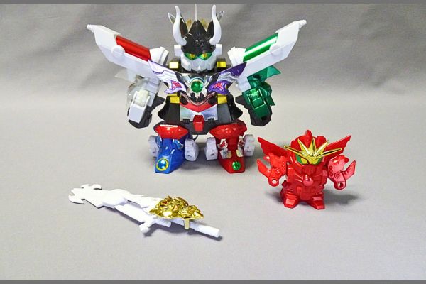 BB戦士:超機甲神ガンジェネシスの組み換え闇機甲神ガンジェノサイダー