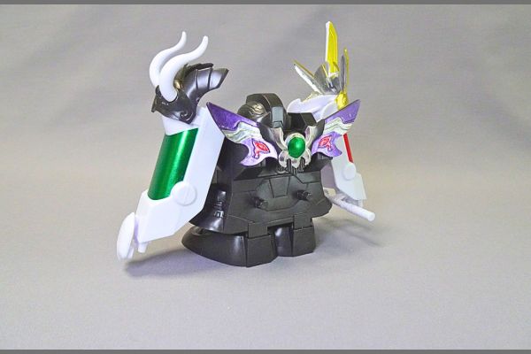 BB戦士:超機甲神ガンジェネシスのパーツ装着