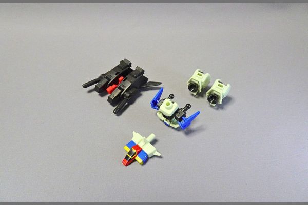 食玩モビリティジョイントガンダム10、ZZガンダムへの変形