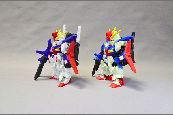 食玩モビリティジョイントガンダム10、ZZガンダムとモビルスーツアンサンブルのZZガンダム比較