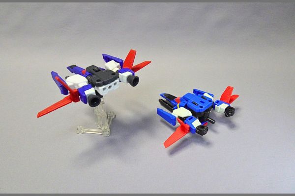 食玩モビリティジョイントガンダム10、ZZガンダムとモビルスーツアンサンブルのZZガンダム比較