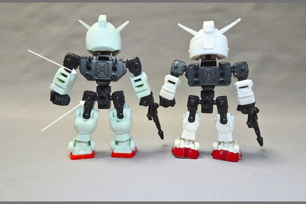 モビリティジョイントガンダム11のガンダムとモビリティジョイント１のガンダムとの比較
