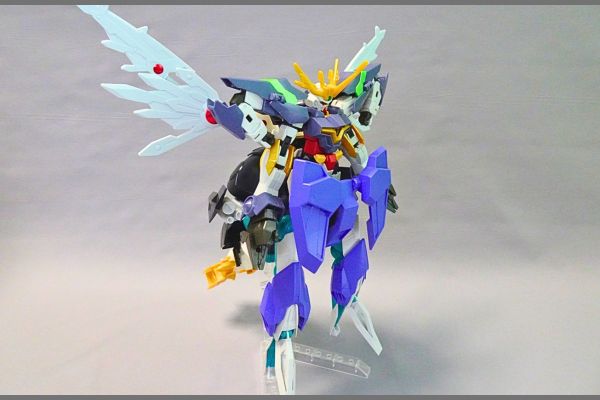 1/144HG:リライジングガンダムのプラモデル、ガンプラ