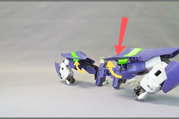 1/144HG:リライジングガンダムのプラモデル。合体のやり方。