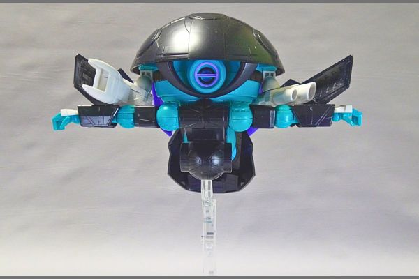 1/144HG:リライジングガンダムのプラモデル。合体のやり方。