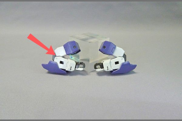 1/144HG:リライジングガンダムのプラモデル。合体のやり方。