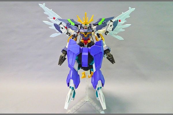 1/144HG:リライジングガンダムのプラモデル、ガンプラ