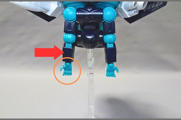 1/144HG:リライジングガンダムのプラモデル。合体のやり方。