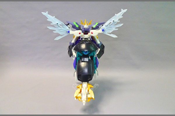 1/144HG:リライジングガンダムのプラモデル、ガンプラ