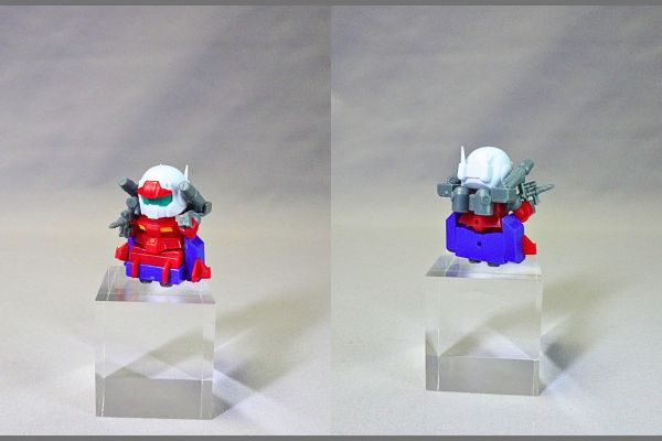 食玩の機動戦士ガンダムV作戦ビスケット付属のプラモデル「ガンキャノンスカイ」完成品