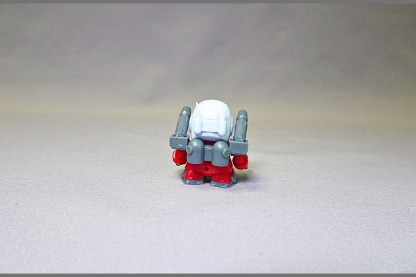 食玩の機動戦士ガンダムV作戦ビスケット付属のプラモデル「ガンキャノン」完成品